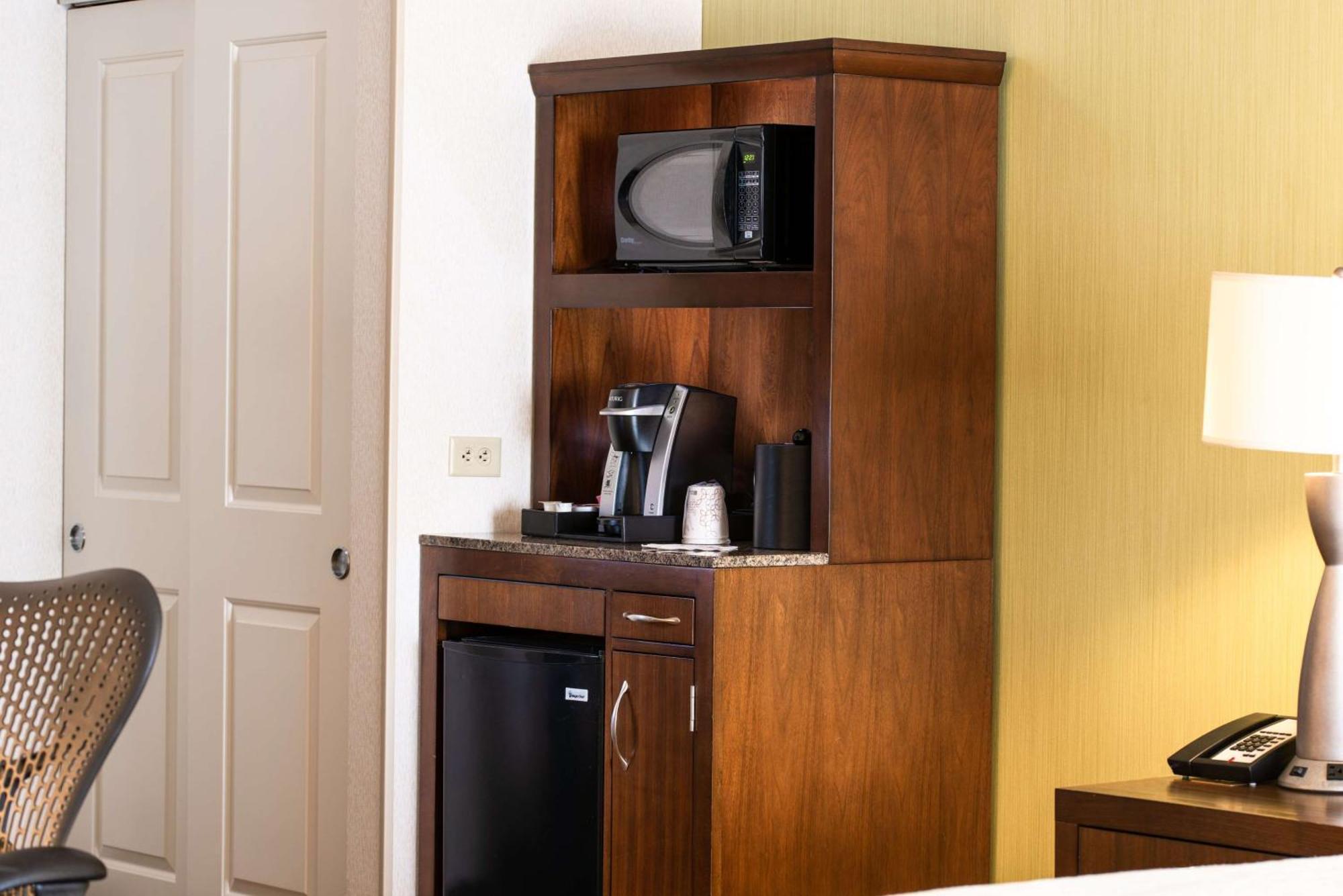 Hilton Garden Inn Portland Airport Esterno foto