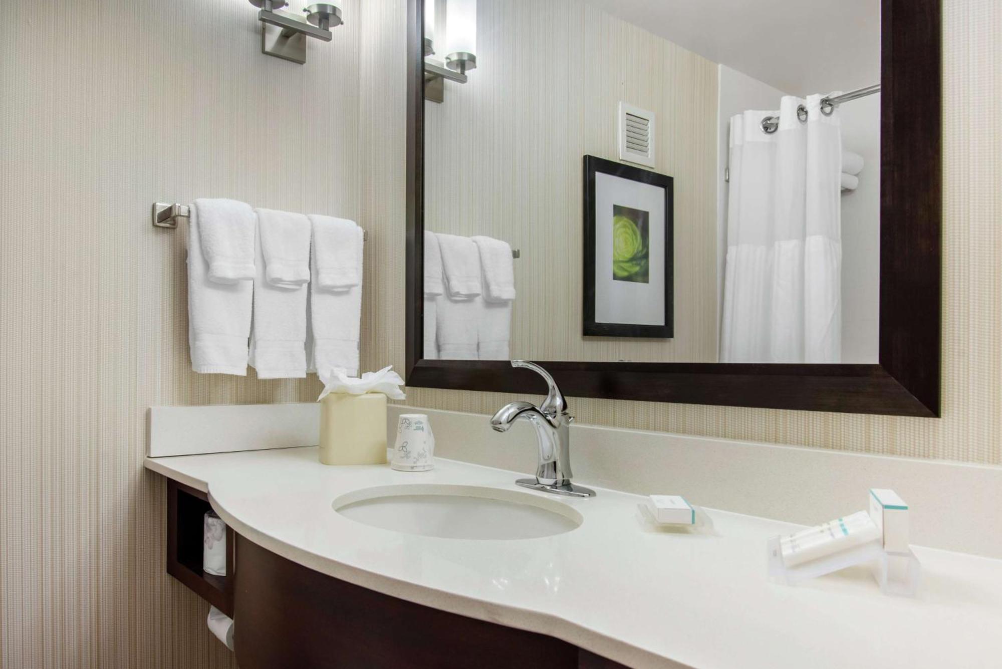 Hilton Garden Inn Portland Airport Esterno foto