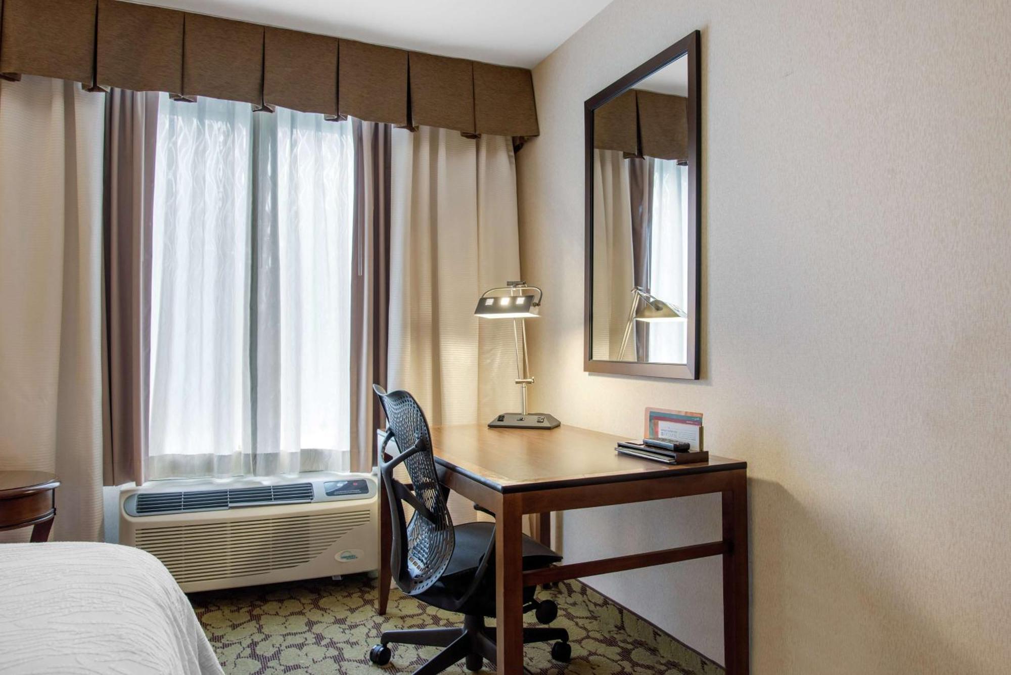 Hilton Garden Inn Portland Airport Esterno foto