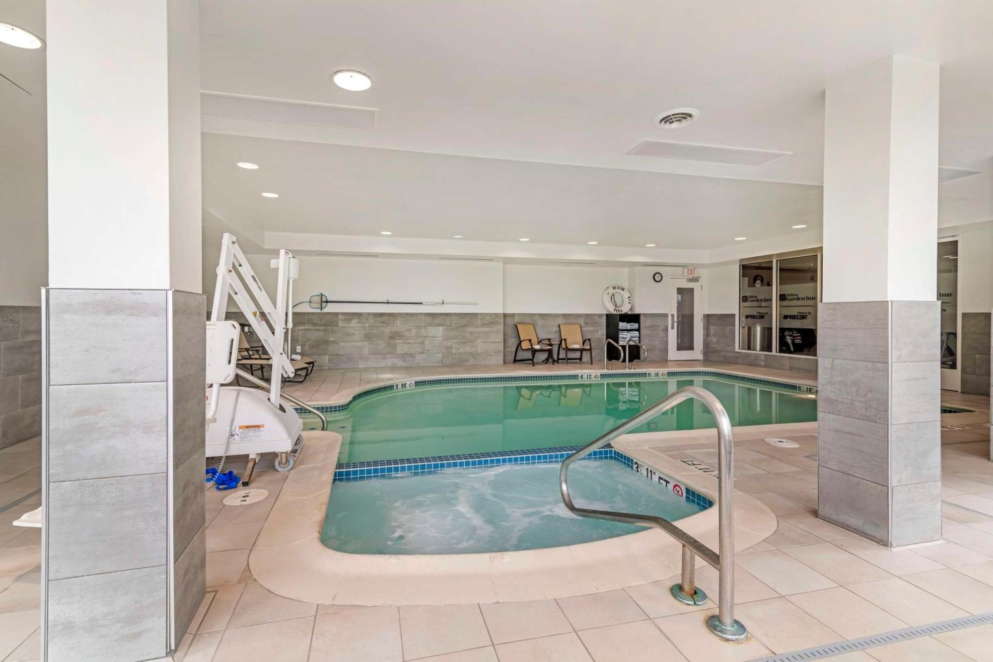 Hilton Garden Inn Portland Airport Esterno foto